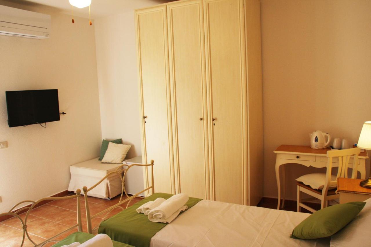 L'Alloggio-Not Just Rooms Olbia Exterior photo